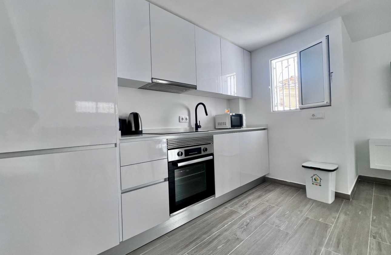 Revente - Villa - San Miguel de Salinas - Las filipinas