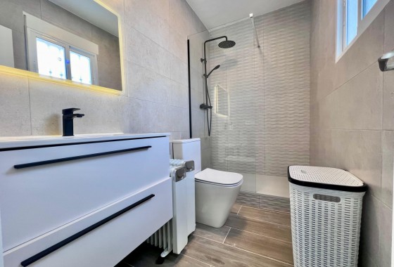 Revente - Villa - San Miguel de Salinas - Las filipinas