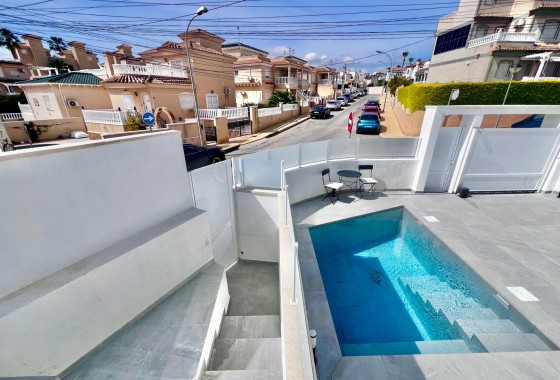 Revente - Villa - San Miguel de Salinas - Las filipinas