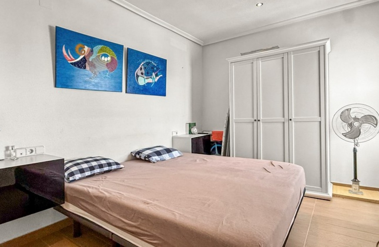 Resale - Apartment / flat - Orihuela Costa - Lomas de Campoamor