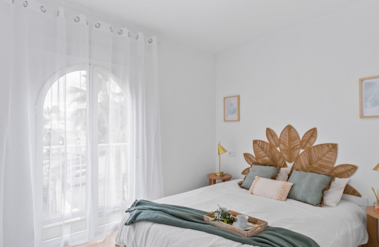 Resale - Villa - Orihuela Costa - La Florida