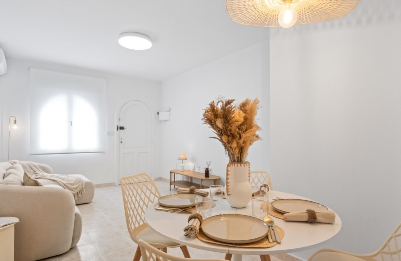 Resale - Villa - Orihuela Costa - La Florida