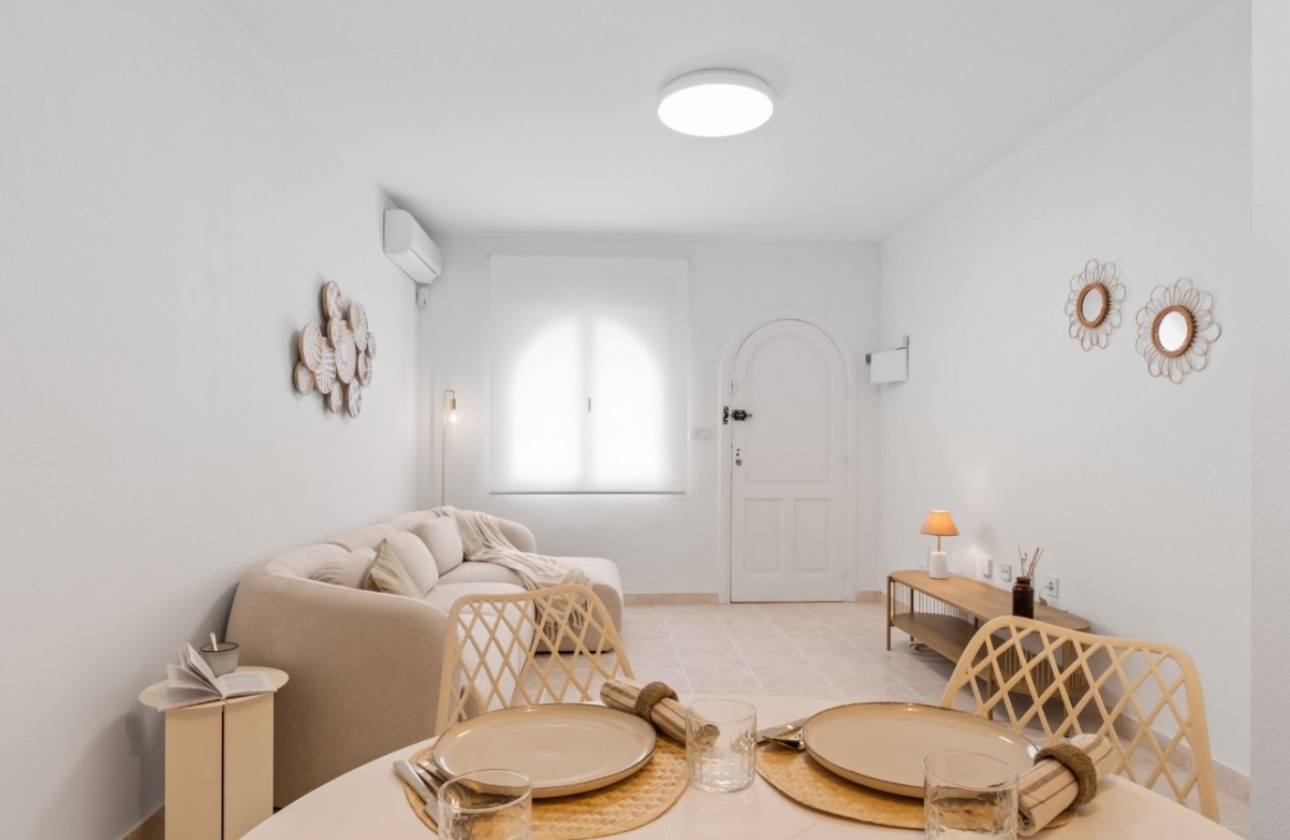 Resale - Villa - Orihuela Costa - La Florida