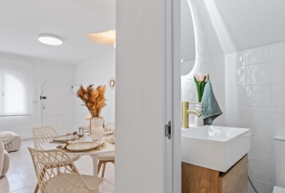 Resale - Villa - Orihuela Costa - La Florida