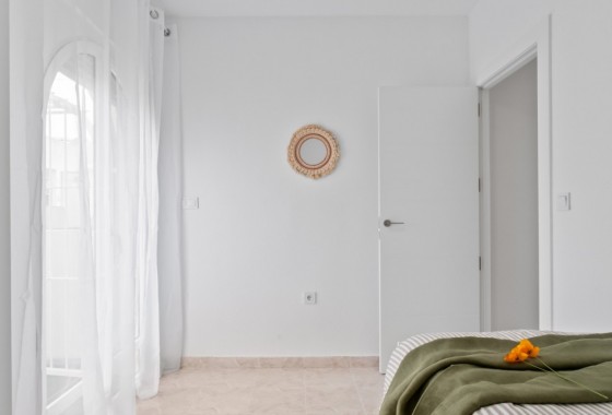 Resale - Villa - Orihuela Costa - La Florida