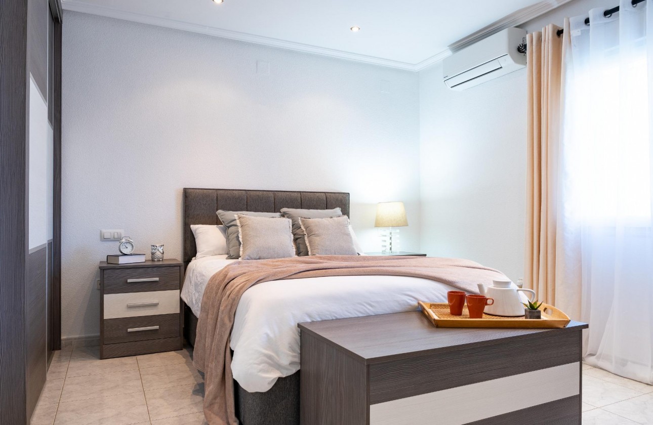 Revente - Villa - Orihuela Costa - Playa Flamenca