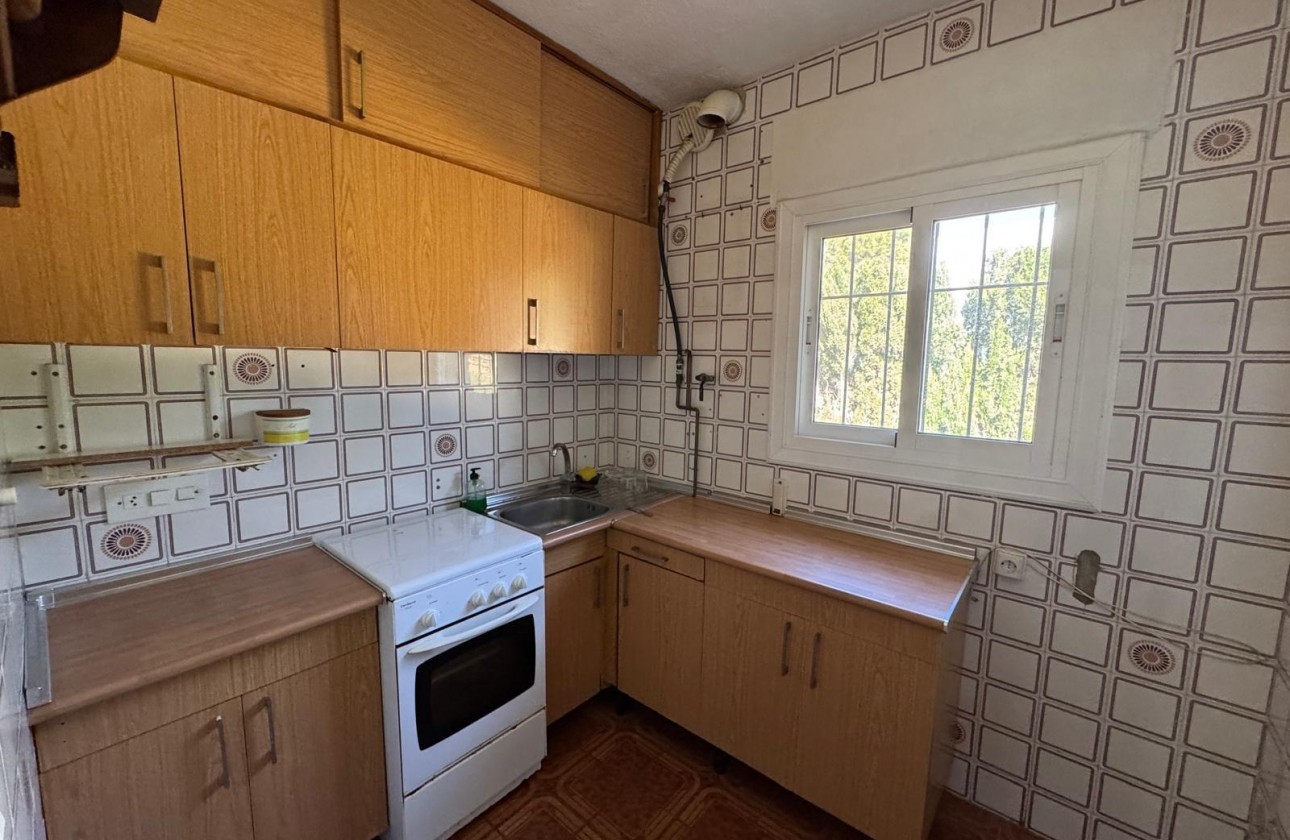 Revente - Villa - Torrevieja - Los balcones