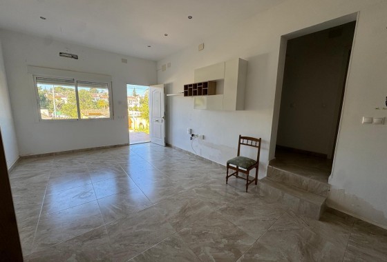 Revente - Villa - Torrevieja - Los balcones