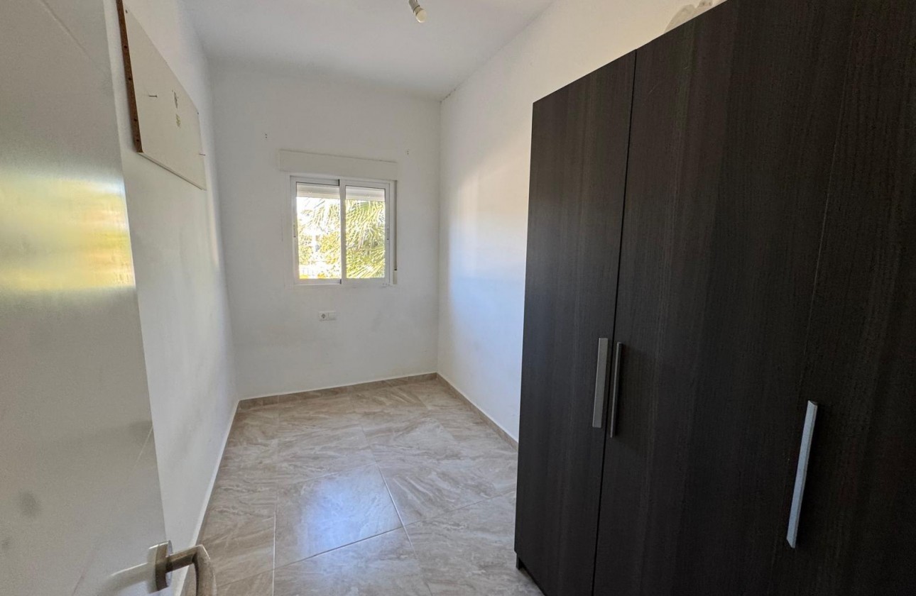 Revente - Villa - Torrevieja - Los balcones