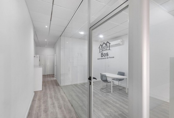 Revente - Commercial - Torrevieja - La Mata pueblo