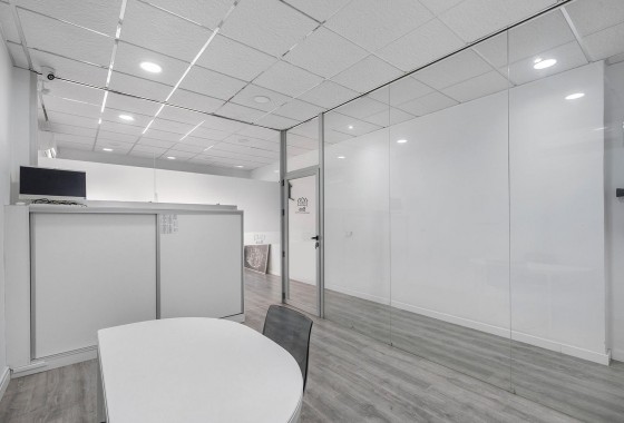 Revente - Commercial - Torrevieja - La Mata pueblo