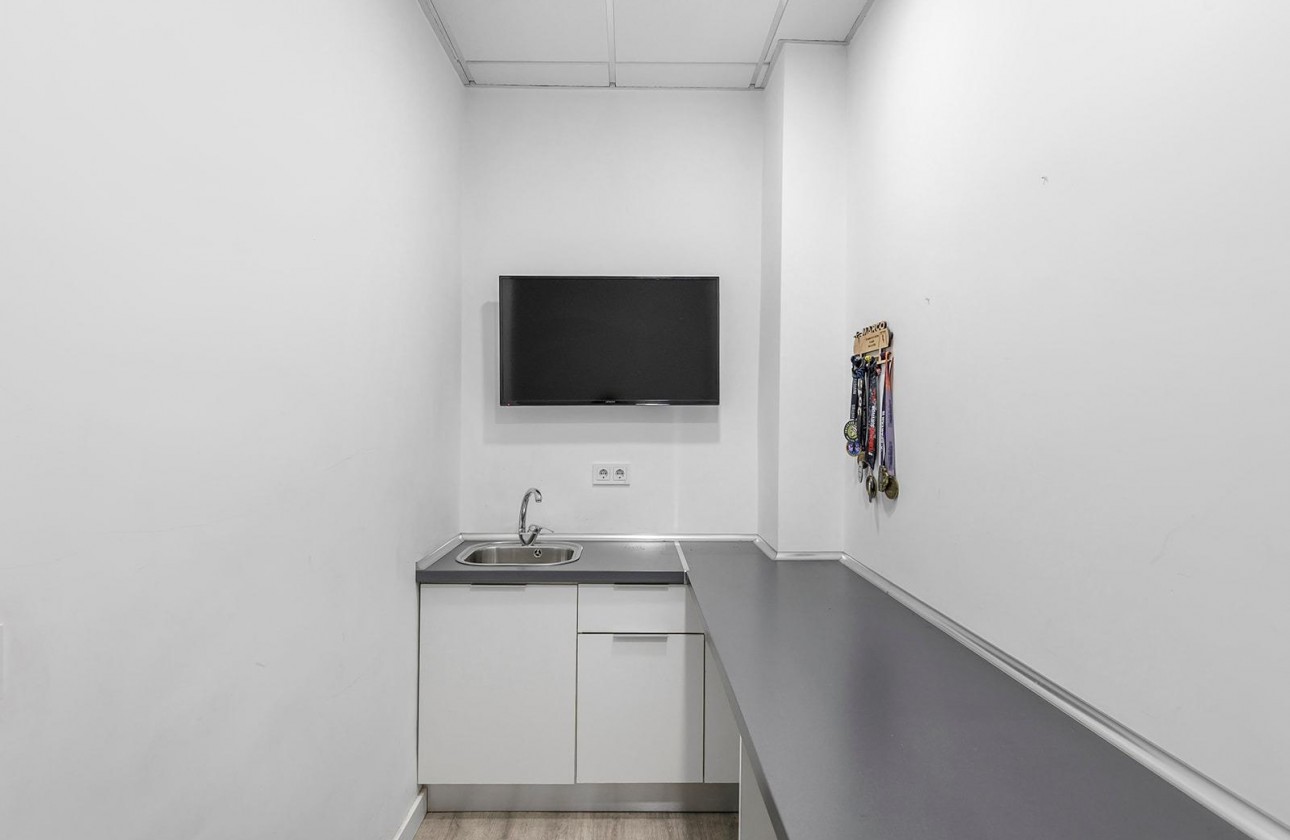 Revente - Commercial - Torrevieja - La Mata pueblo