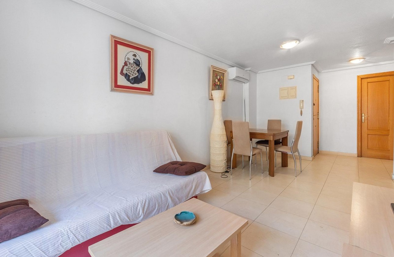 Revente - Appartement - Torrevieja - Centro