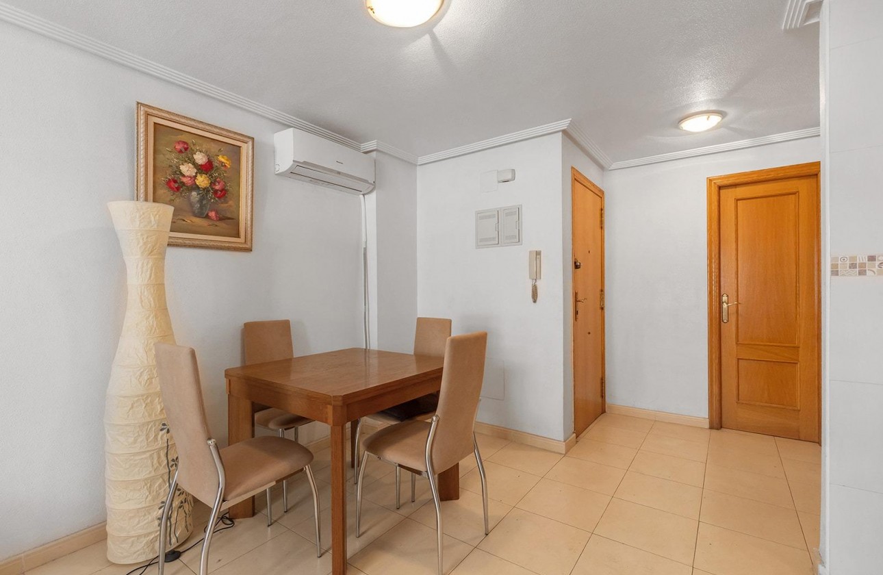Revente - Appartement - Torrevieja - Centro