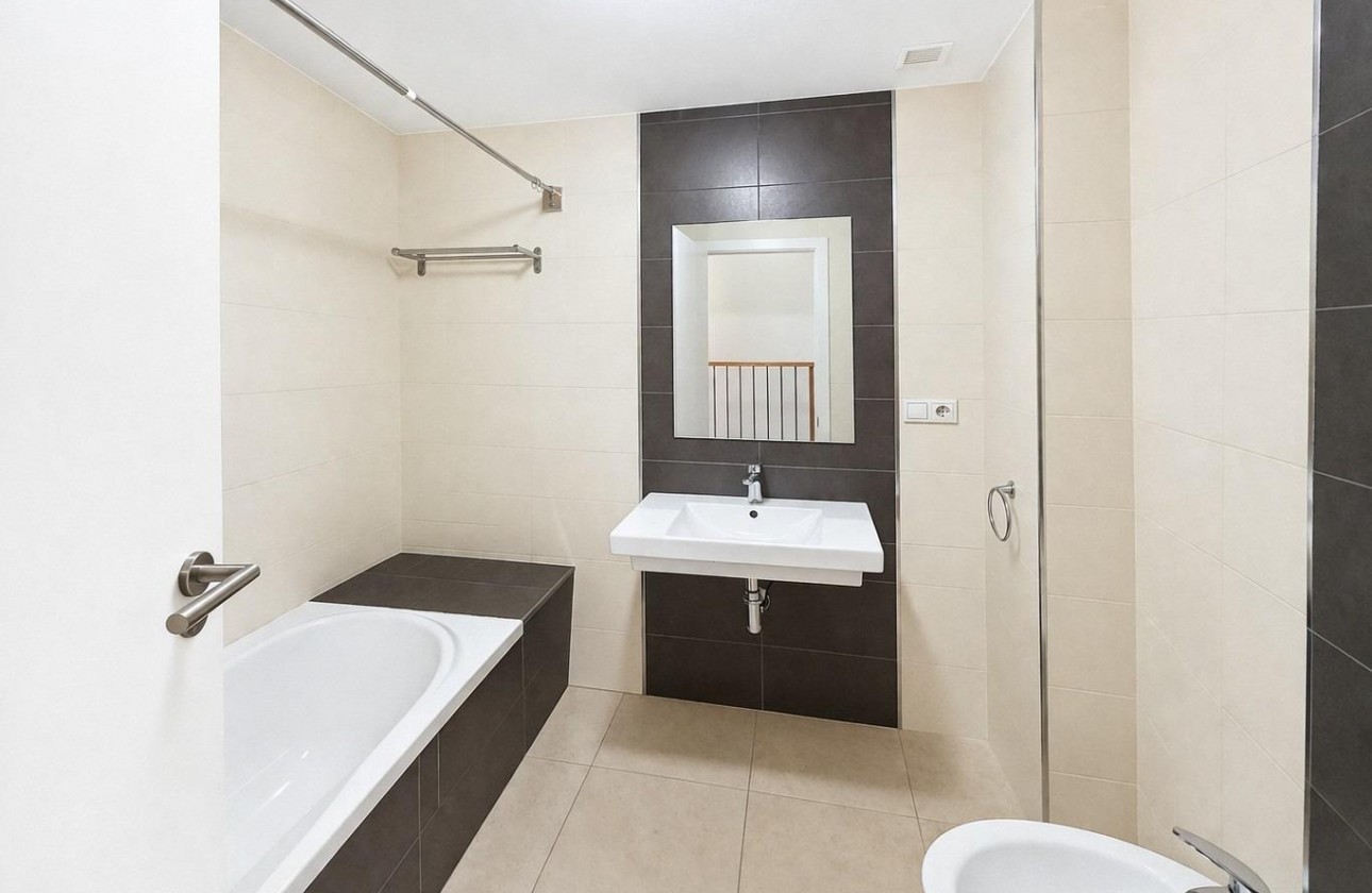 Revente - Villa - Torrevieja - Aguas Nuevas