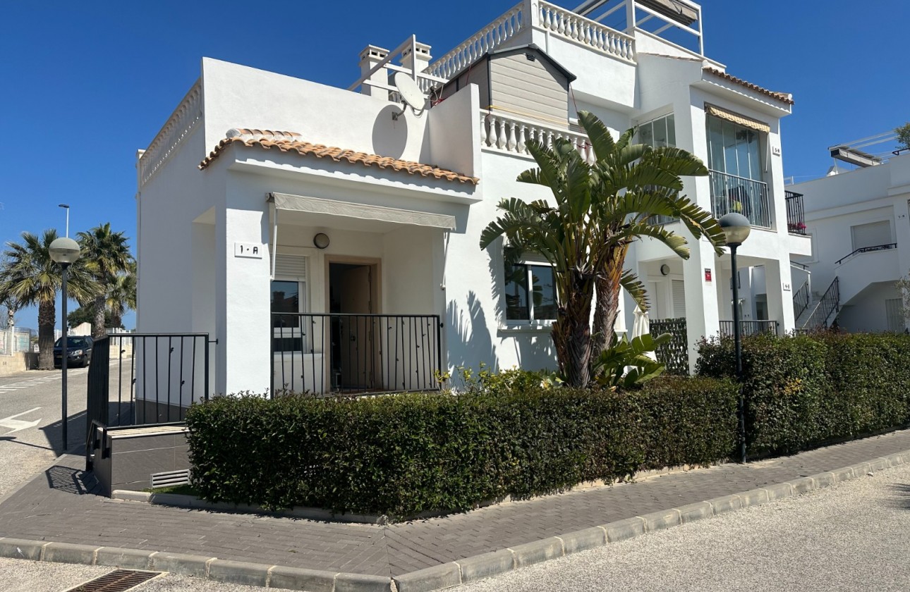 Revente - Bungalow - Torrevieja - Aguas Nuevas