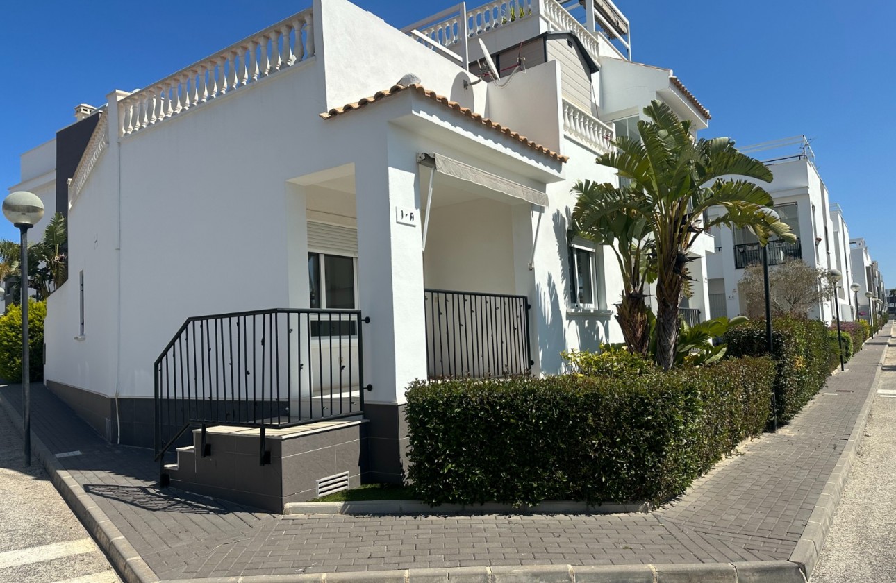 Revente - Bungalow - Torrevieja - Aguas Nuevas