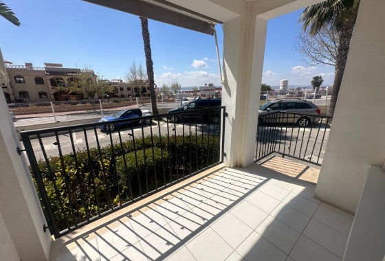 Revente - Bungalow - Torrevieja - Aguas Nuevas