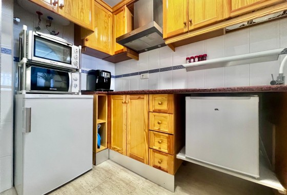 Resale - Apartment / flat - Torrevieja - Acequion