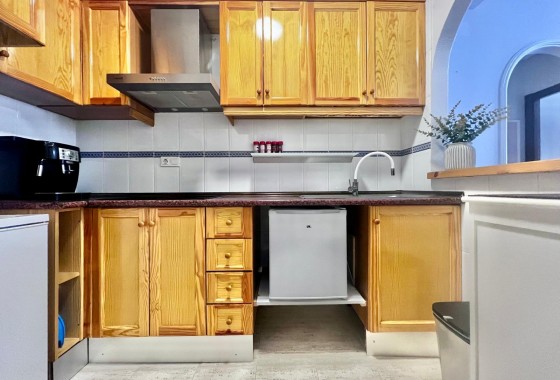 Resale - Apartment / flat - Torrevieja - Acequion