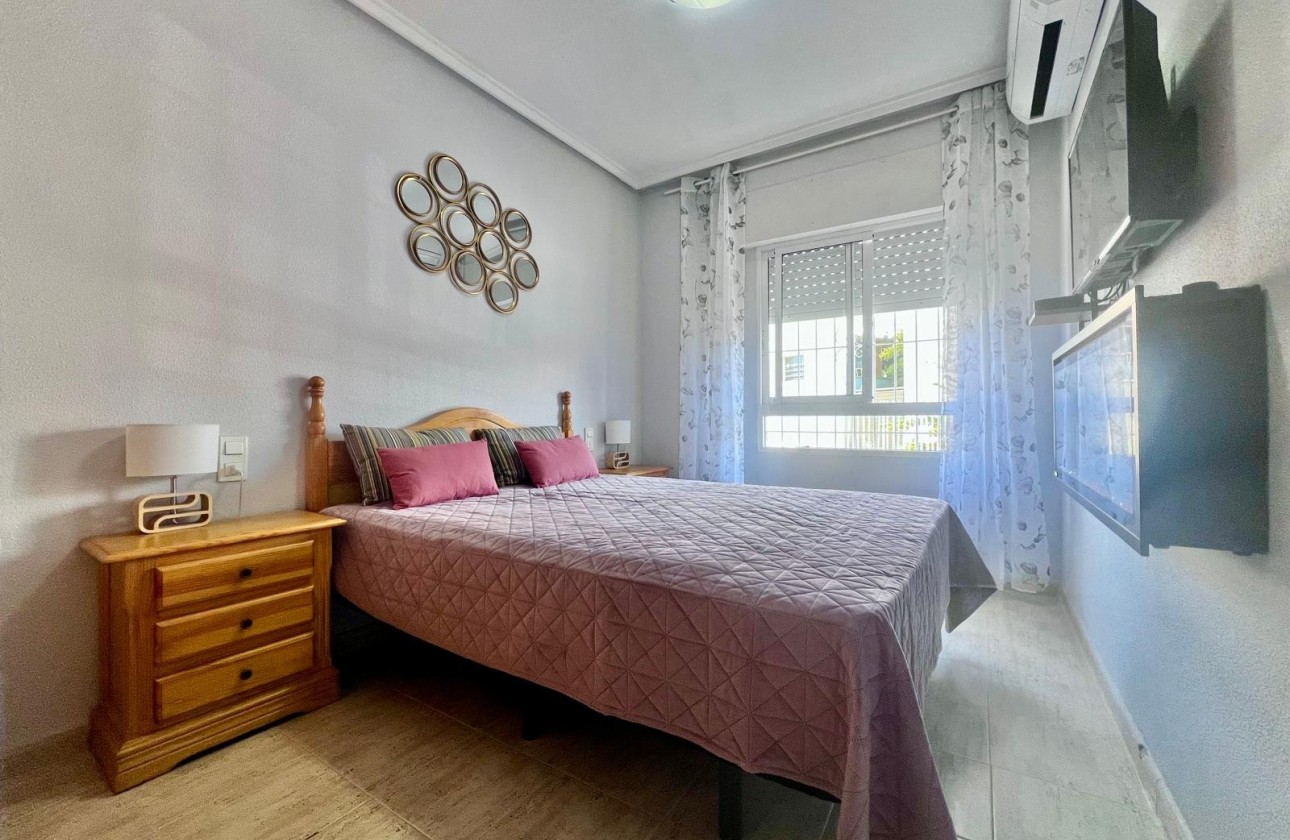 Resale - Apartment / flat - Torrevieja - Acequion