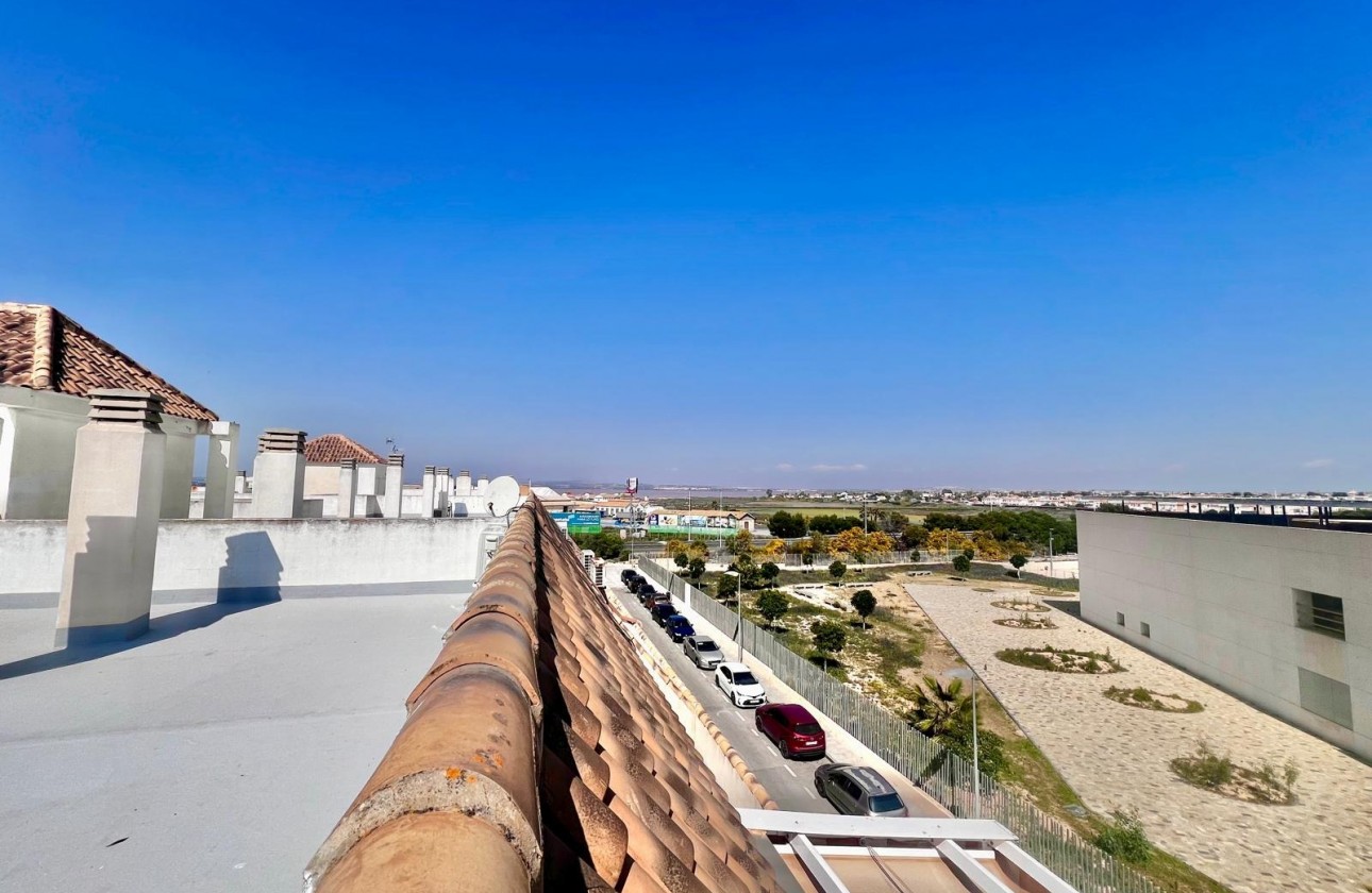 Resale - Apartment / flat - Torrevieja - Acequion