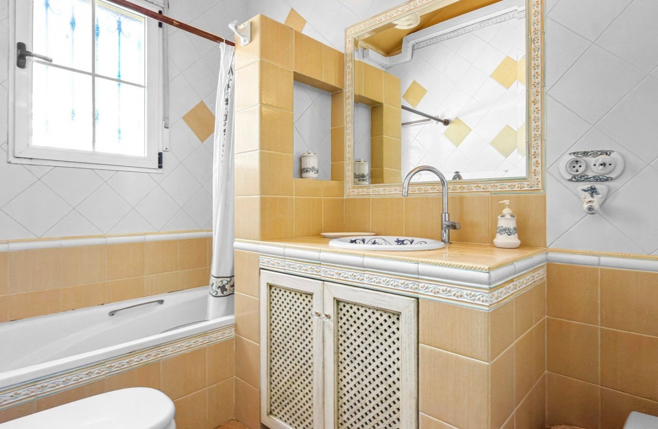 Reventa - Chalet - Torrevieja - Torrelamata - La Mata