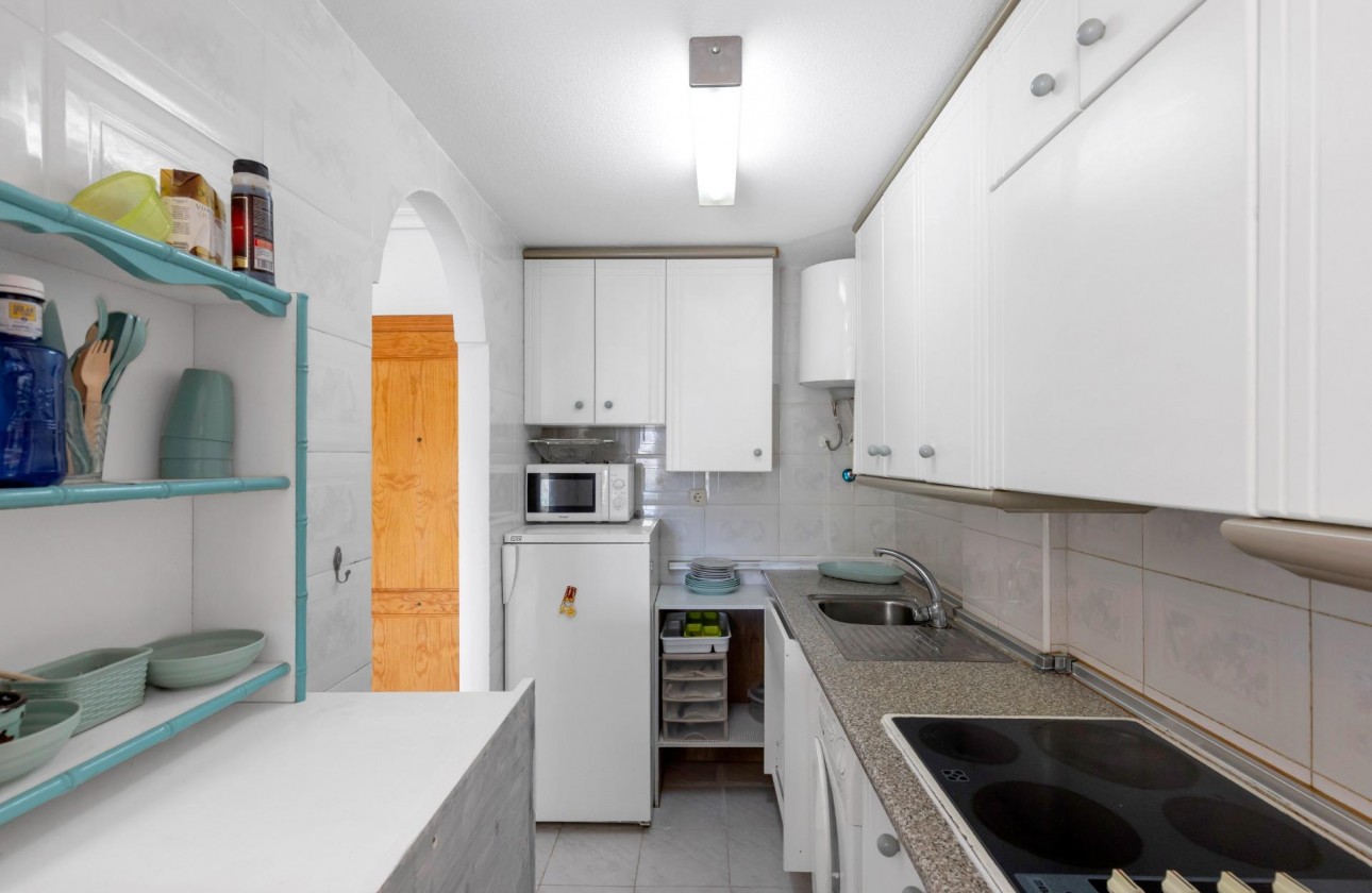 Resale - Apartment / flat - Torrevieja - La Mata