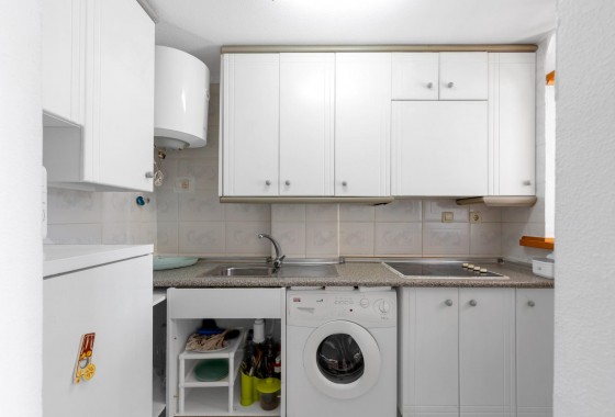 Resale - Apartment / flat - Torrevieja - La Mata