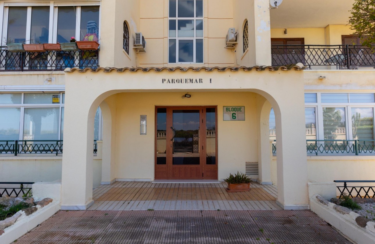 Resale - Apartment / flat - Torrevieja - La Mata