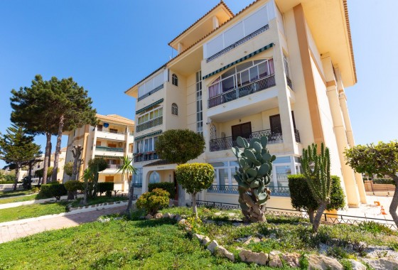 Resale - Apartment / flat - Torrevieja - La Mata