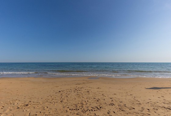 Resale - Apartment / flat - Torrevieja - La Mata