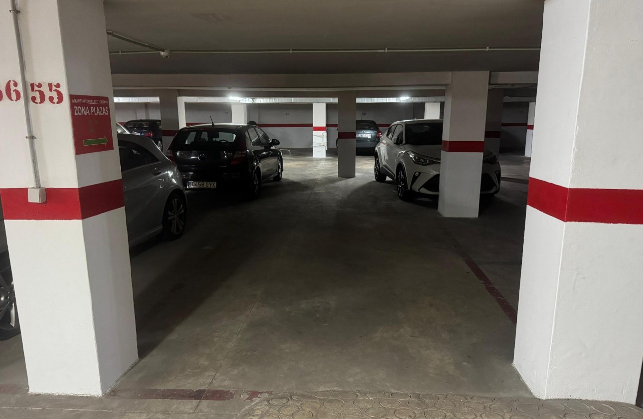 Resale - Garaje - Torrevieja - Playa Acequion