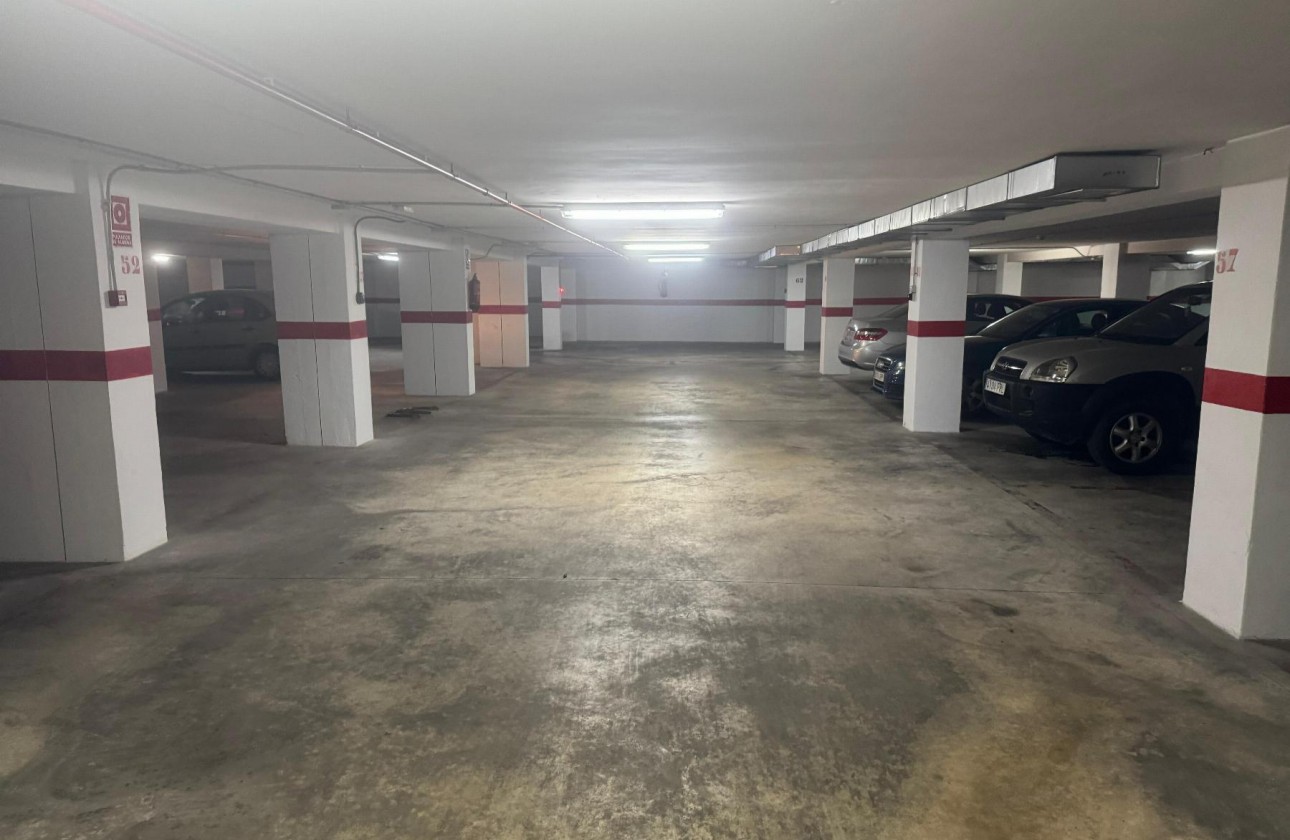 Resale - Garaje - Torrevieja - Playa Acequion