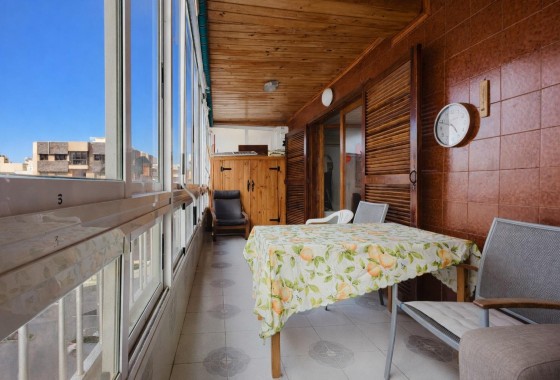 Resale - Apartment / flat - Torrevieja - Playa del Acequión