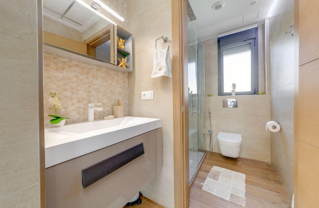 Revente - Villa - Torrevieja - Los balcones