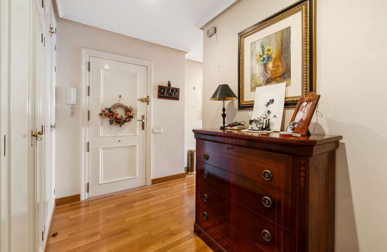 Revente - Appartement - Torrevieja - CLUB NAUTICO TORREVIEJA