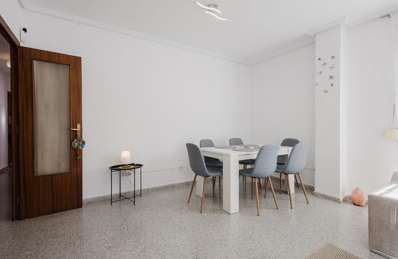 Reventa - Apartamento / piso - San Miguel de Salinas