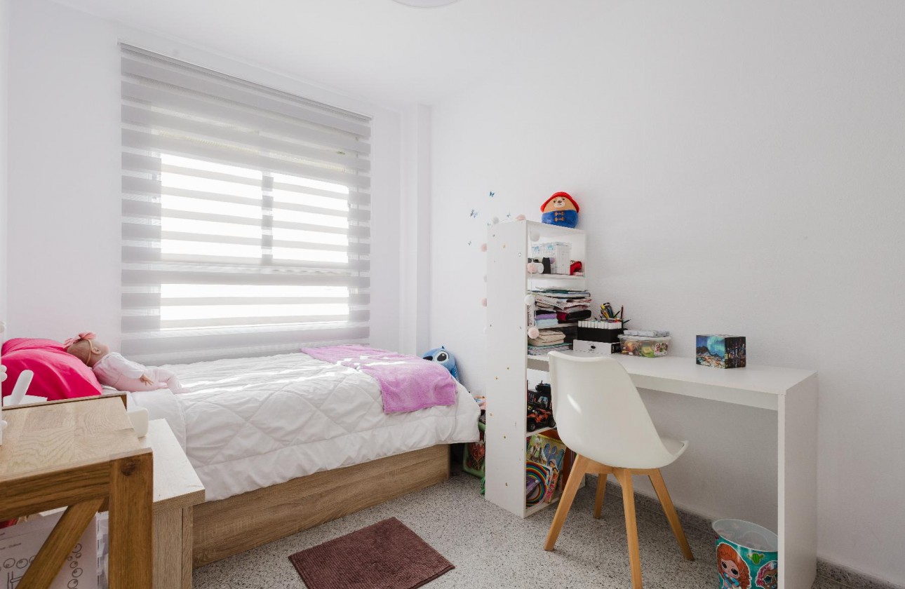 Reventa - Apartamento / piso - San Miguel de Salinas