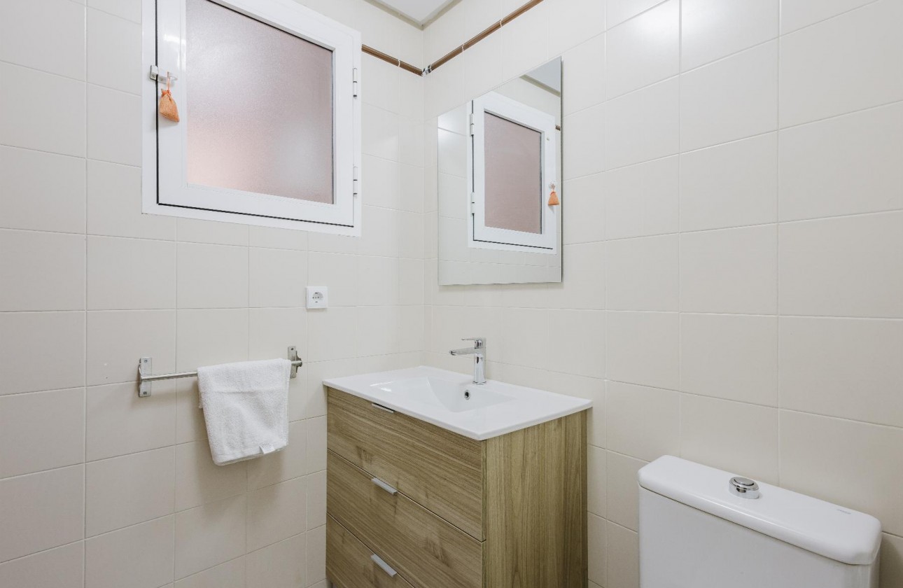 Reventa - Apartamento / piso - San Miguel de Salinas