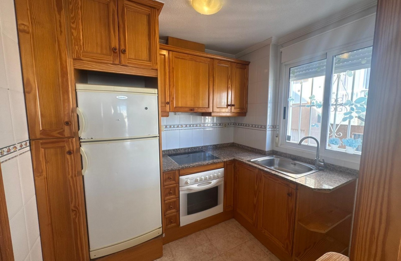 Resale - Apartment / flat - Torrevieja - LA MATA