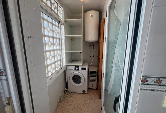 Resale - Apartment / flat - Torrevieja - LA MATA