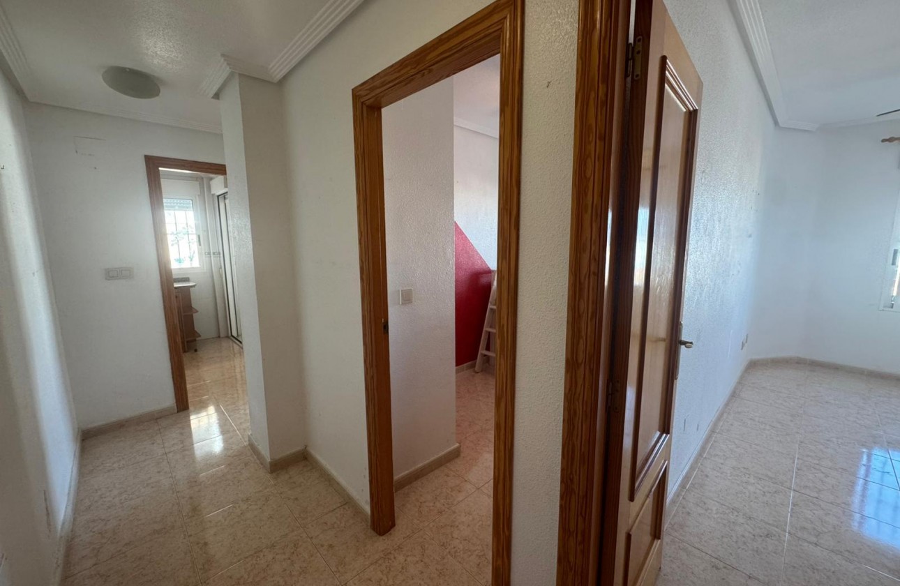 Resale - Apartment / flat - Torrevieja - LA MATA