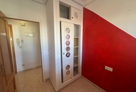 Resale - Apartment / flat - Torrevieja - LA MATA