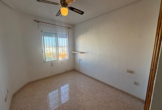 Resale - Apartment / flat - Torrevieja - LA MATA