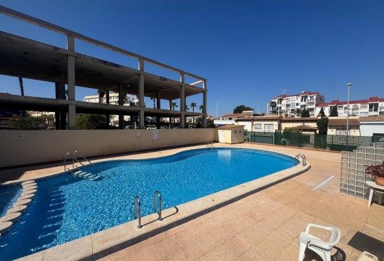 Resale - Apartment / flat - Torrevieja - LA MATA