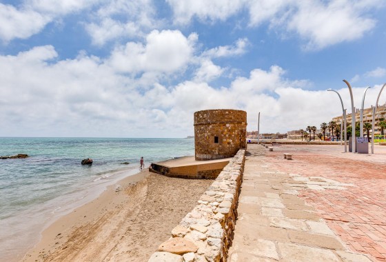 Resale - Apartment / flat - Torrevieja - LA MATA