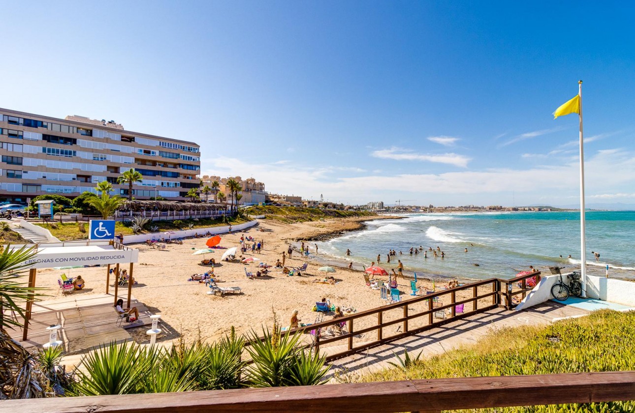 Resale - Apartment / flat - Torrevieja - LA MATA
