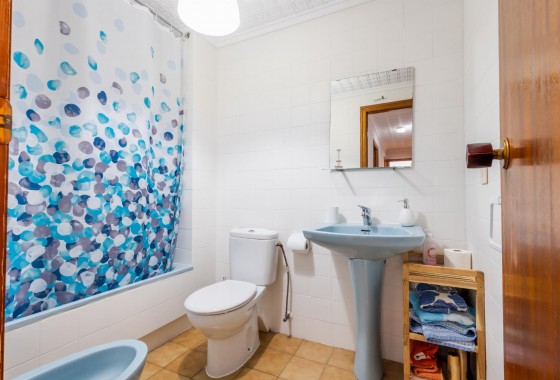 Resale - Apartment / flat - Torrevieja - playa de los naufragos