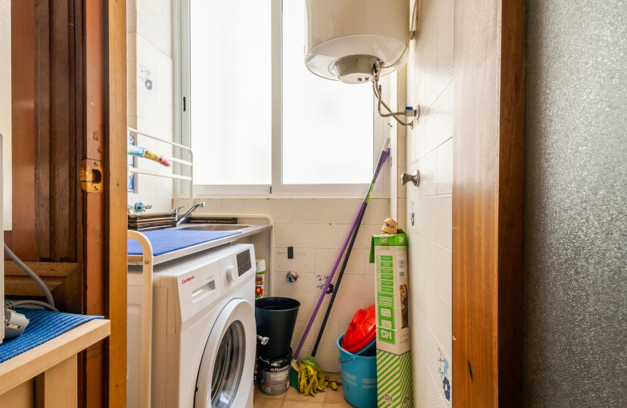 Resale - Apartment / flat - Torrevieja - playa de los naufragos